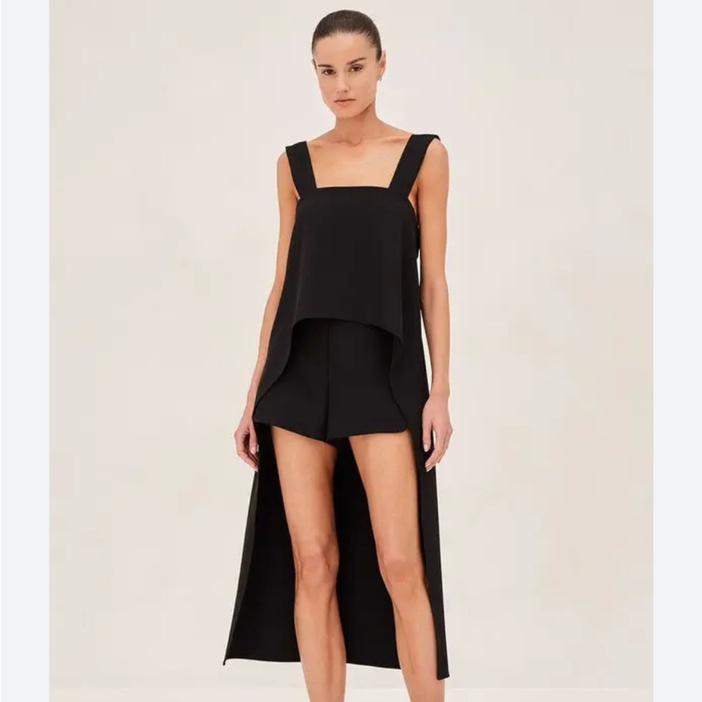 Alexis Outfit